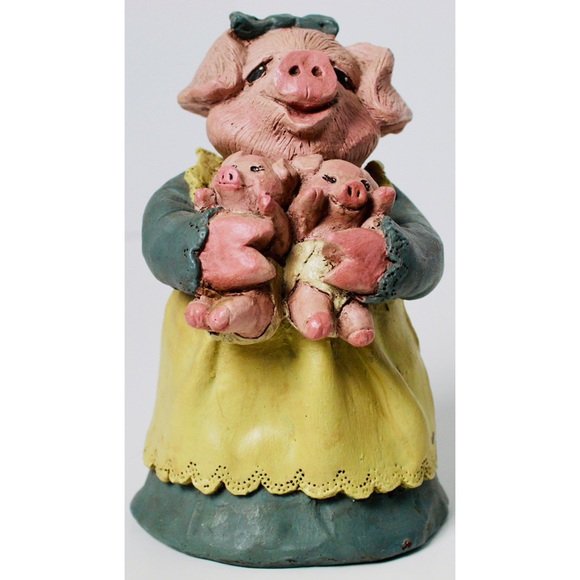 Sarah’s Attic Collectible Decor Mama Pig & Piglets - Picture 1 of 5